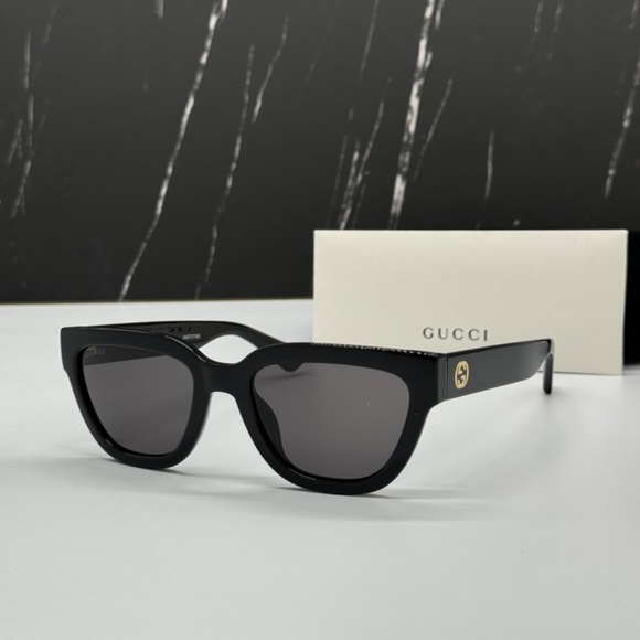NEW GG1578S 001 GUCCI BLACK GREY CAT EYE WOMEN GUCCI SUNGLASSES - Picture 1 of 12